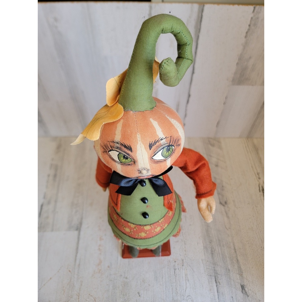 Folk art pumpkin girl Halloween unique gourd home decor figure farm bow